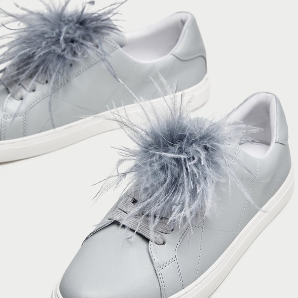 ZARA Sneakers With Feathers - Picture 4 of 6